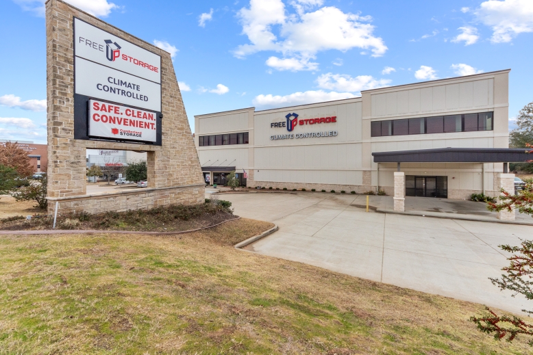 freeup storage s broadway - office freeup storage s broadway - office